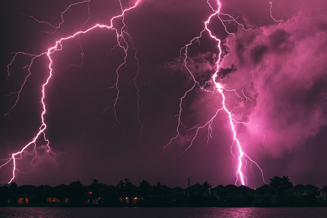 Lightning Privacy vs On-Chain Mixing: A Comprehensive Guide to Bitcoin Anonymity and Security